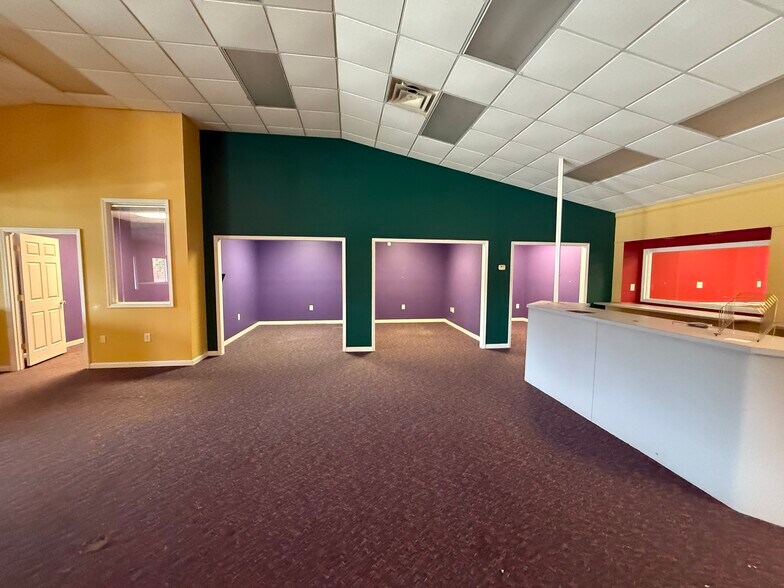 More Photos Of 3773 Northside Dr, Macon-Bibb Freestanding For Sale