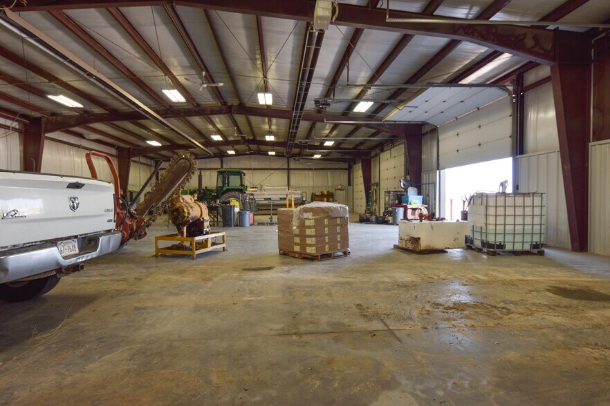 More Photos Of 36154 Enterprise, Trenton Light Manufacturing For Sale