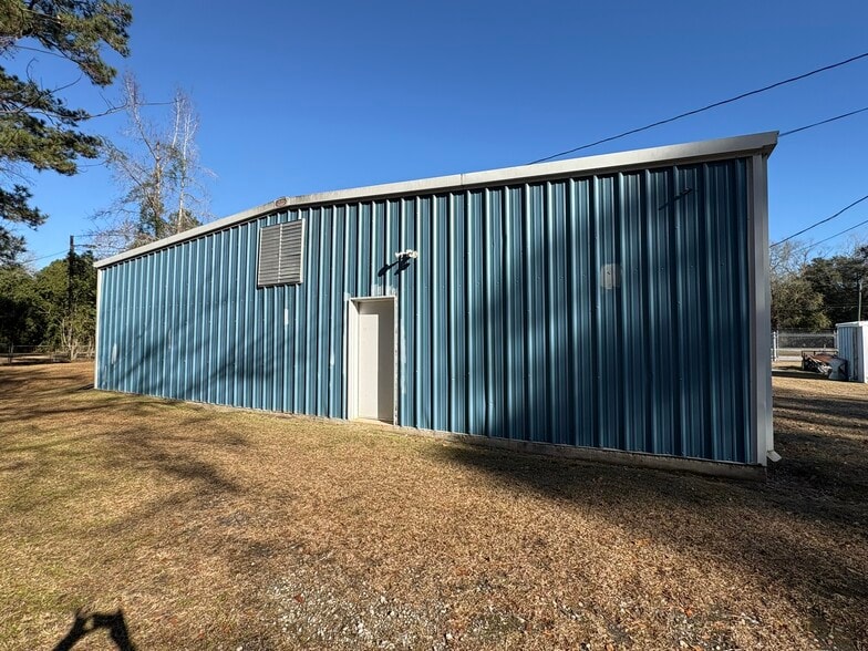 More Photos Of 2760 US Hwy 80, Bloomingdale Freestanding For Sale