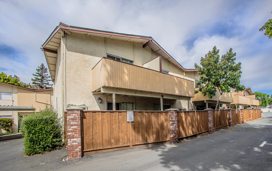 More Photos Of 3066 Willow Pass Rd, Concord Apartments For Sale