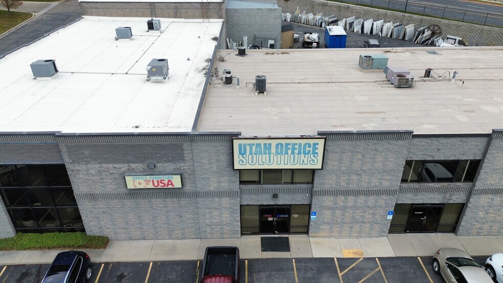 More Photos Of 780 N 1200 W, Orem Showroom For Lease