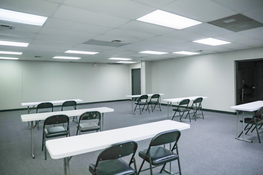 More Photos Of 6800 N Bryant Ave, Oklahoma City Religious Facility For Sale