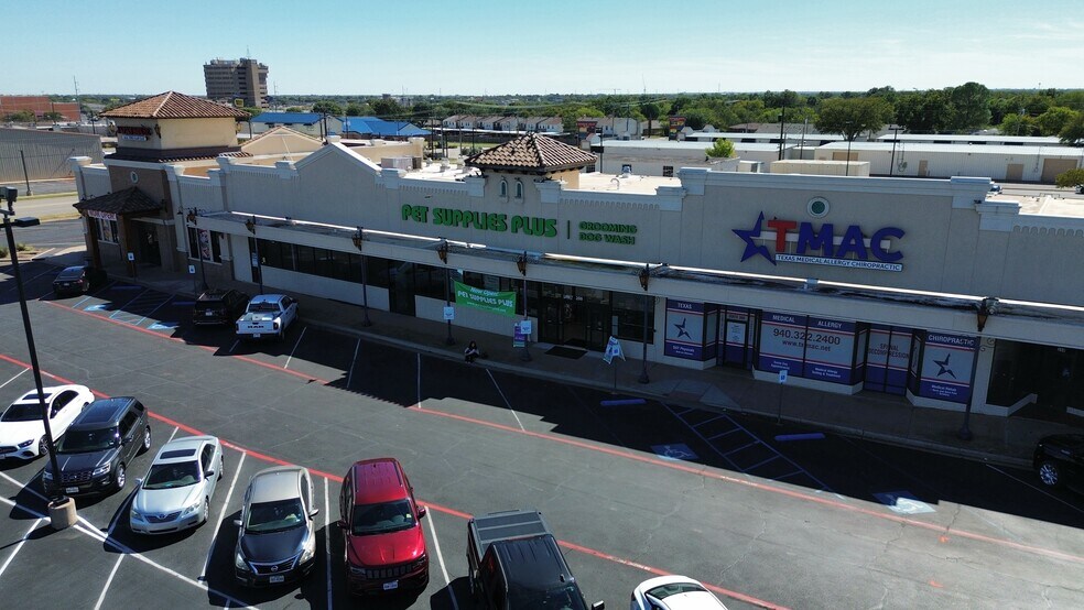 More Photos Of 3809 Call Field Rd, Wichita Falls Unknown For Lease