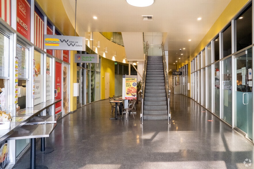 More Photos Of 3800 Wilshire Blvd, Los Angeles Apartments For Lease