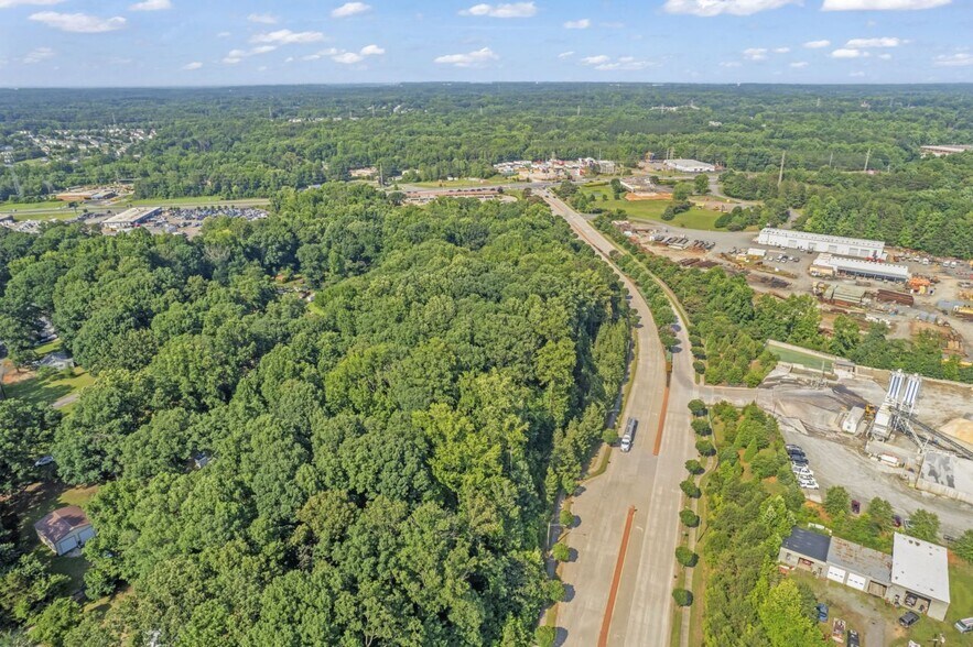 More Photos Of 406 Oak St, Charlotte Land For Sale