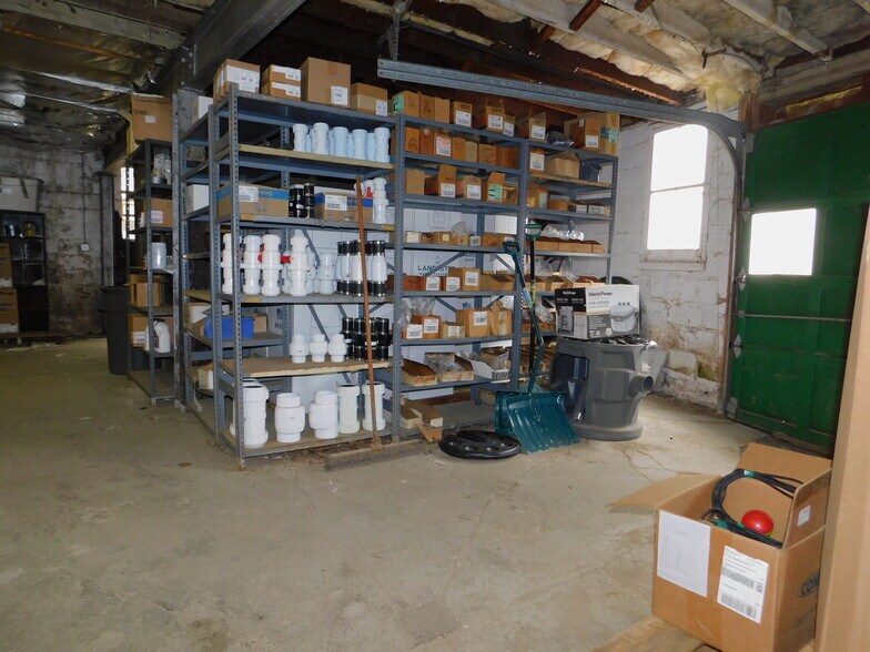 More Photos Of 448 Manville Rd, Pleasantville Office Residential For Sale