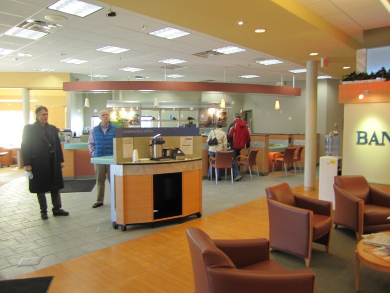 More Photos Of 6511 Ware Rd, Lino Lakes Storefront For Lease