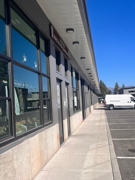More Photos Of 10925 Pioneer Trail Rd, Truckee Office For Lease