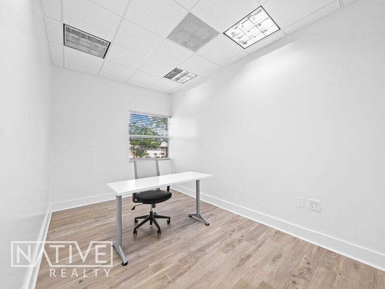 More Photos Of 2801-2809 E Commercial Blvd, Fort Lauderdale Unknown For Lease