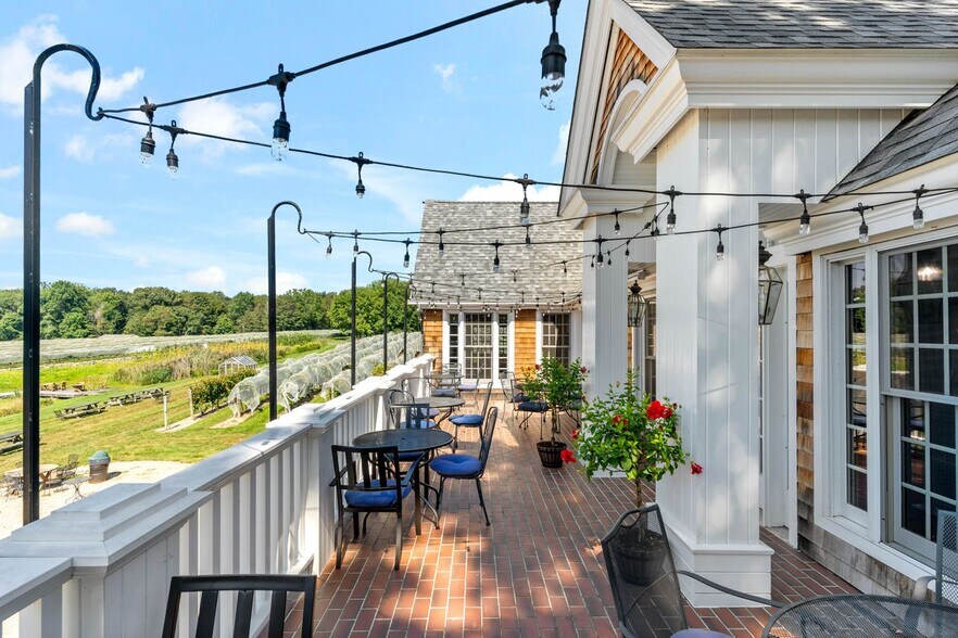 More Photos Of 115 Cow Hill Rd, Clinton Winery Vineyard For Sale