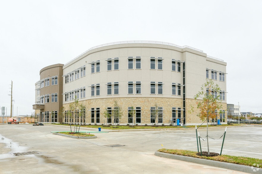 More Photos Of 23530 Kingsland Blvd, Katy Medical For Lease