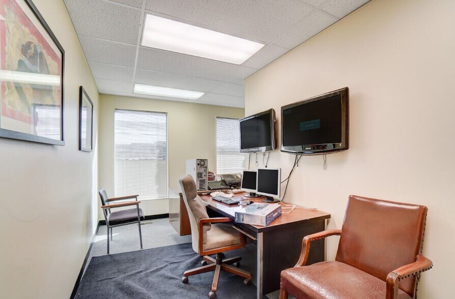 More Photos Of 5125 N Dixie Dr, Dayton Medical For Lease