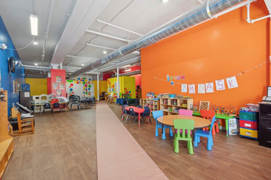 More Photos Of 446-448 S 52nd St, Philadelphia Apartments For Sale
