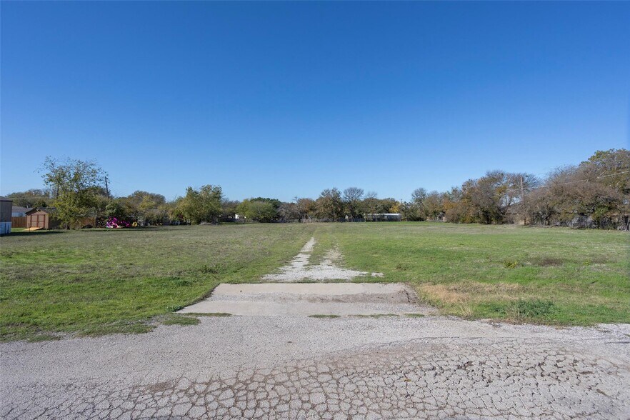 More Photos Of 145 Feed Lot Road, Aledo Land For Sale