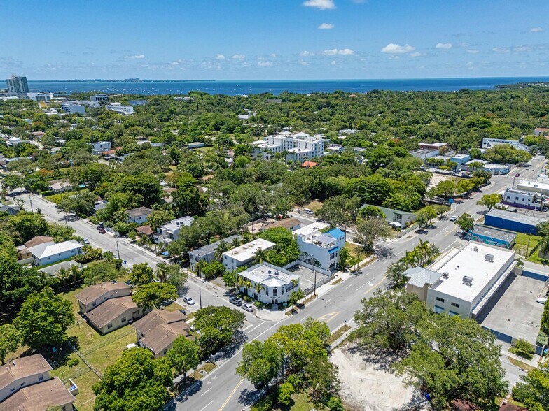More Photos Of 3305 SW 37th Ave, Miami Office For Sale