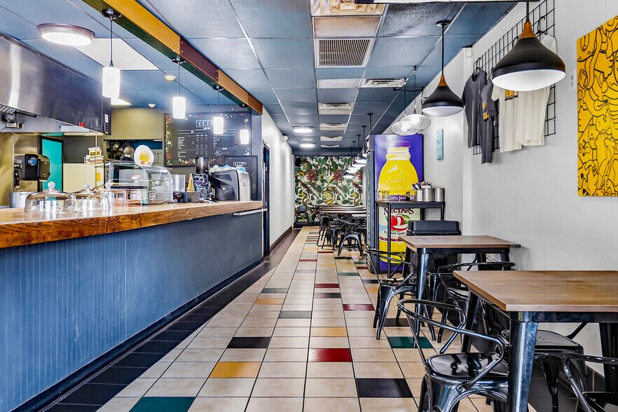 More Photos Of 458 High St, Morgantown Apartments For Sale