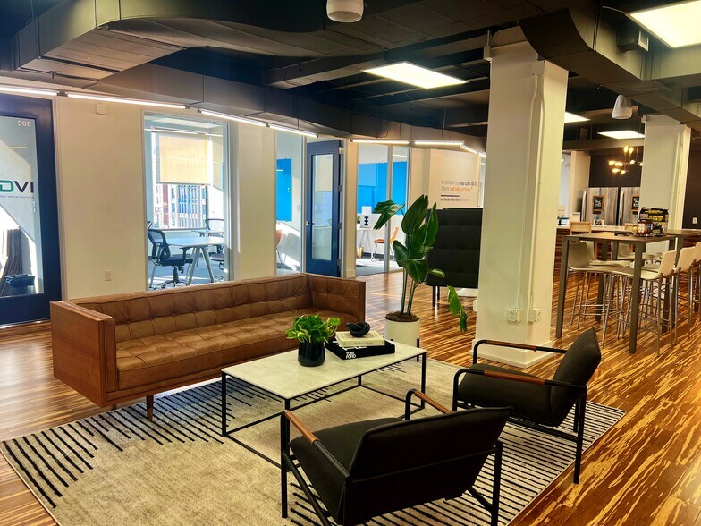 More Photos Of 701 Commerce St, Dallas Coworking Space