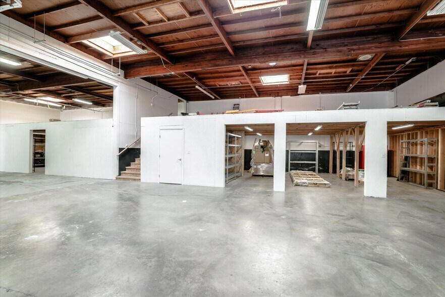 More Photos Of 1165-1169 N 5th St, San Jose Service For Sale