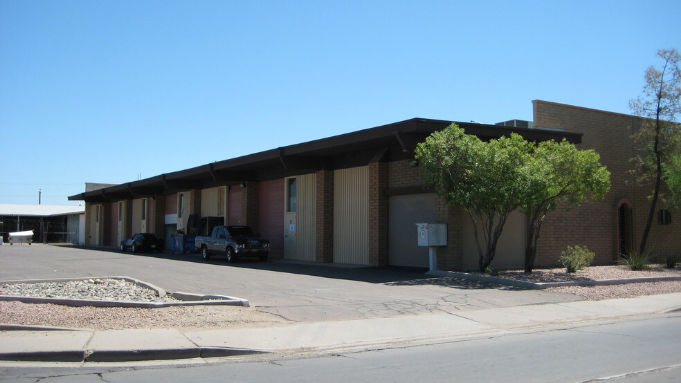 More Photos Of 2201-2231 S 7th Ave, Phoenix Warehouse For Lease
