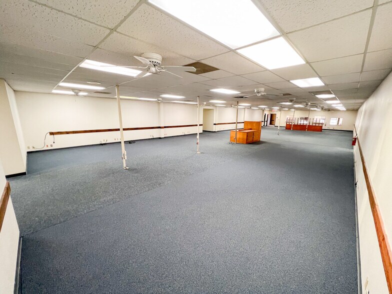 More Photos Of 3016 Kermit Hwy, Odessa Office For Lease