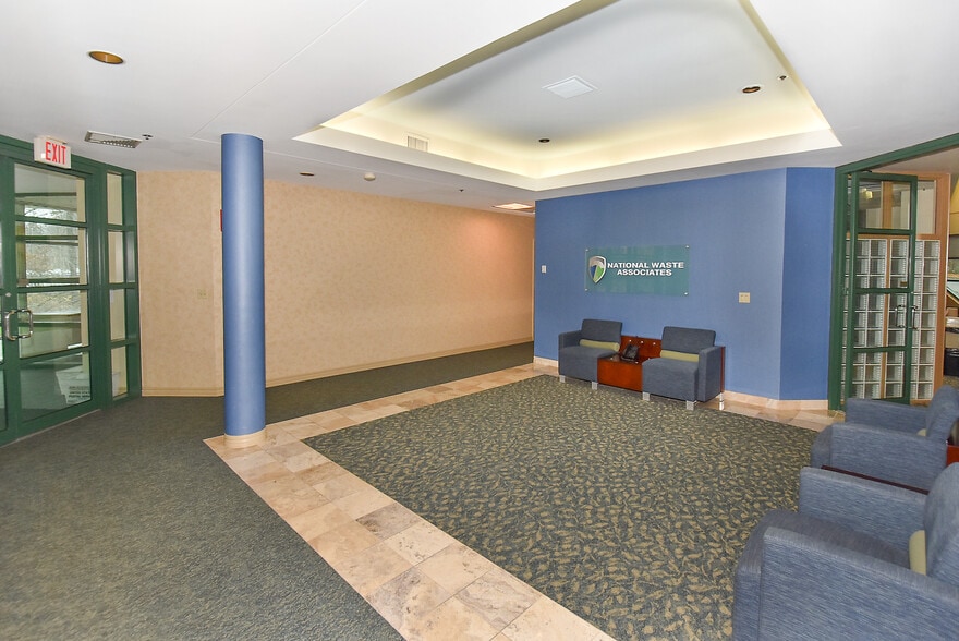 More Photos Of 755 Winding Brook Dr, Glastonbury Office For Sale