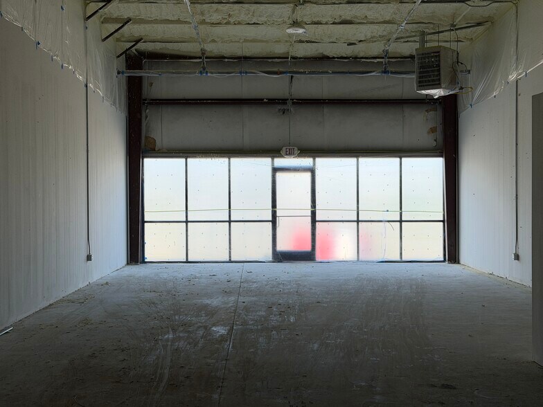 More Photos Of 1236 Northgate Business Pky, Madison Flex For Lease