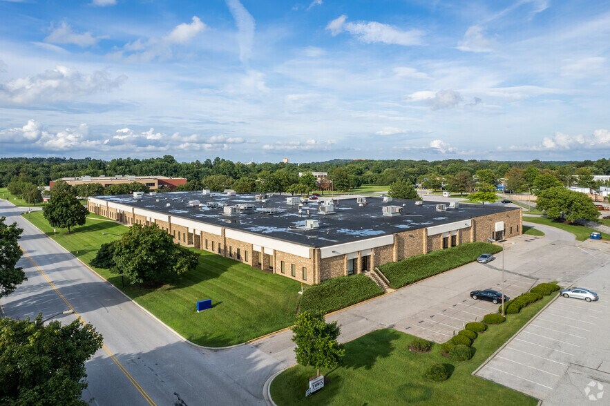 More Photos Of 6701 Baymeadow Dr, Glen Burnie Flex For Lease