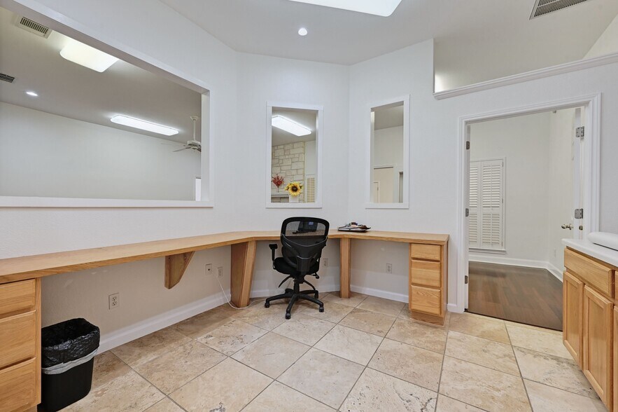 More Photos Of 13810 Fm 1826, Austin Office Residential For Sale