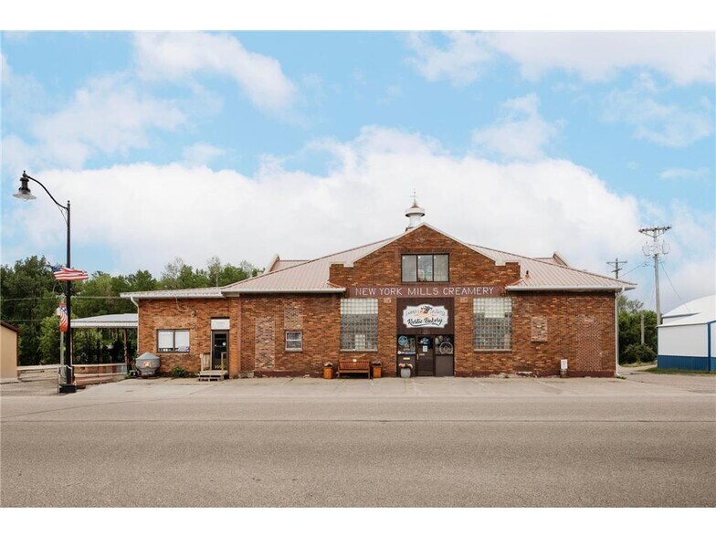 More Photos Of 102 E Centennial 84 Dr, New York Mills Restaurant For Sale