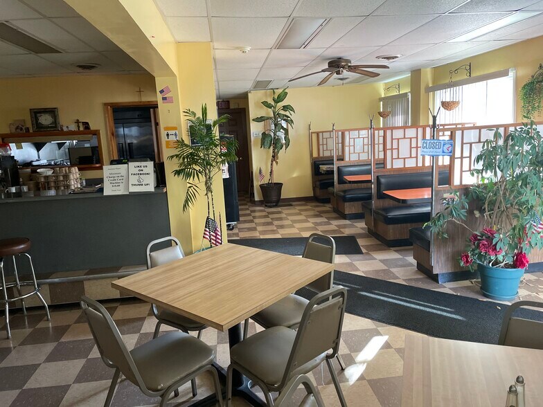 More Photos Of 183 Hertel Ave, Buffalo Office Residential For Lease