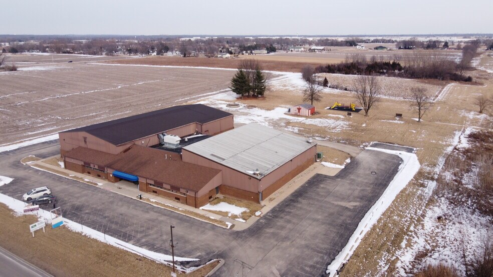 Primary Photo Of 1350 S Briggs St, Joliet Health Club For Sale