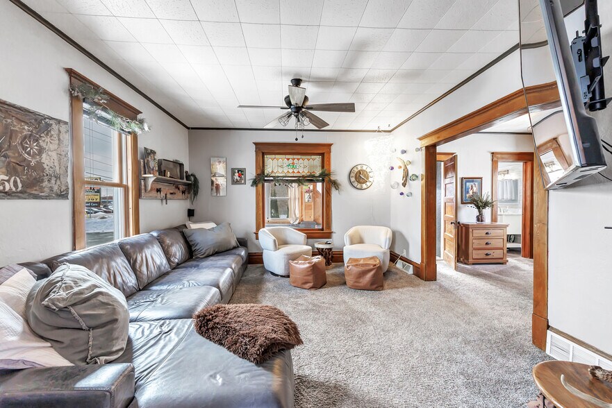 More Photos Of 513-529 Duluth Ave, Sturgeon Bay, Sturgeon Bay General Retail For Sale