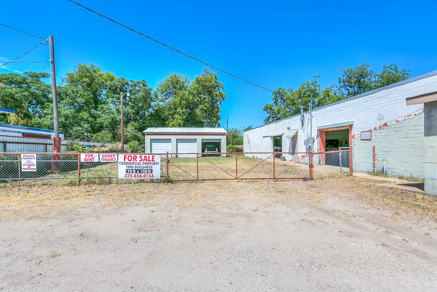 Primary Photo Of 2715 N Chadbourne St, San Angelo Warehouse For Sale