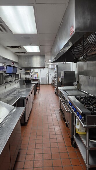 More Photos Of 2102 Telshor Ct, Las Cruces Restaurant For Sale