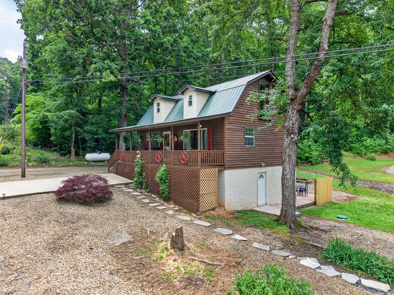 Primary Photo Of 279 Siever Rd, Crossville Specialty For Sale