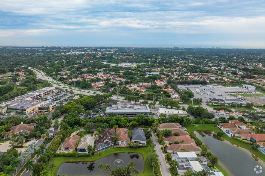More Photos Of 21301 Powerline Rd, Boca Raton Medical For Sale