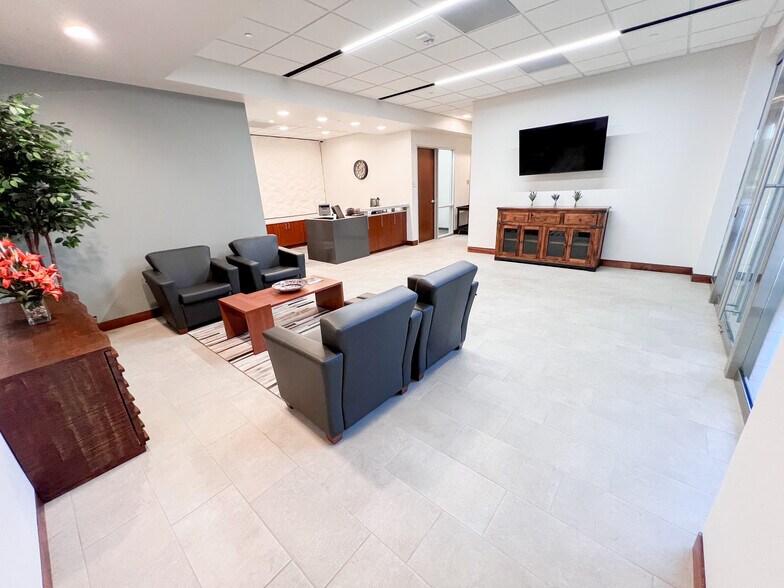 More Photos Of 6301 Holiday Hill Rd, Midland Office For Lease