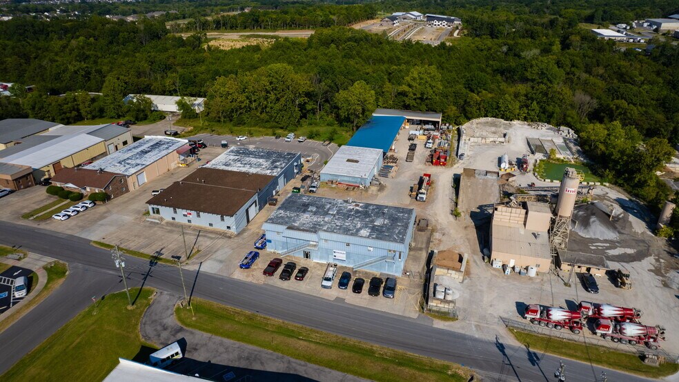 More Photos Of 405 Industrial Dr, Mount Juliet Warehouse For Sale