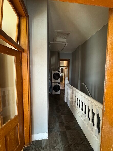 More Photos Of 327 N Riverfront Dr, Mankato Storefront Retail Residential For Sale