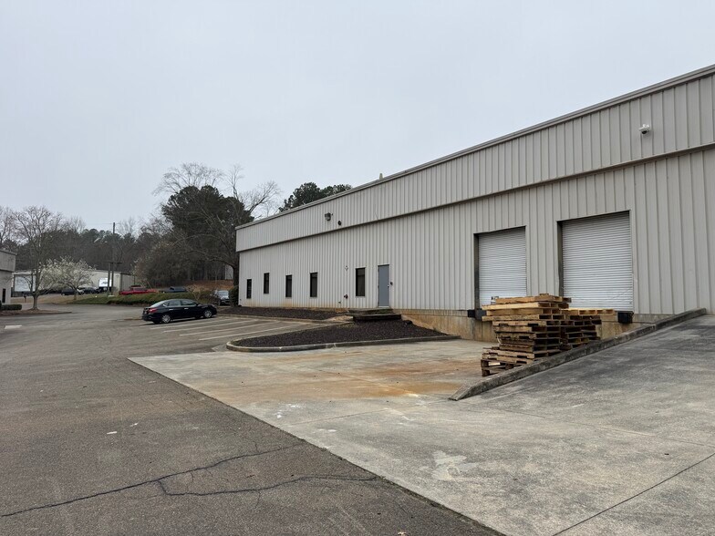 More Photos Of 126 P Rickman Industrial Dr, Canton Industrial For Sale
