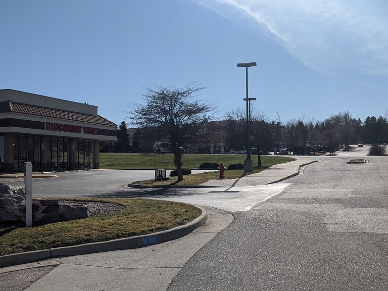 More Photos Of 7535 W 92nd Ave, Westminster Flex For Lease
