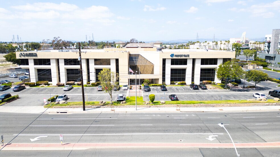 More Photos Of 1855 W Katella Ave, Orange Office Residential For Lease