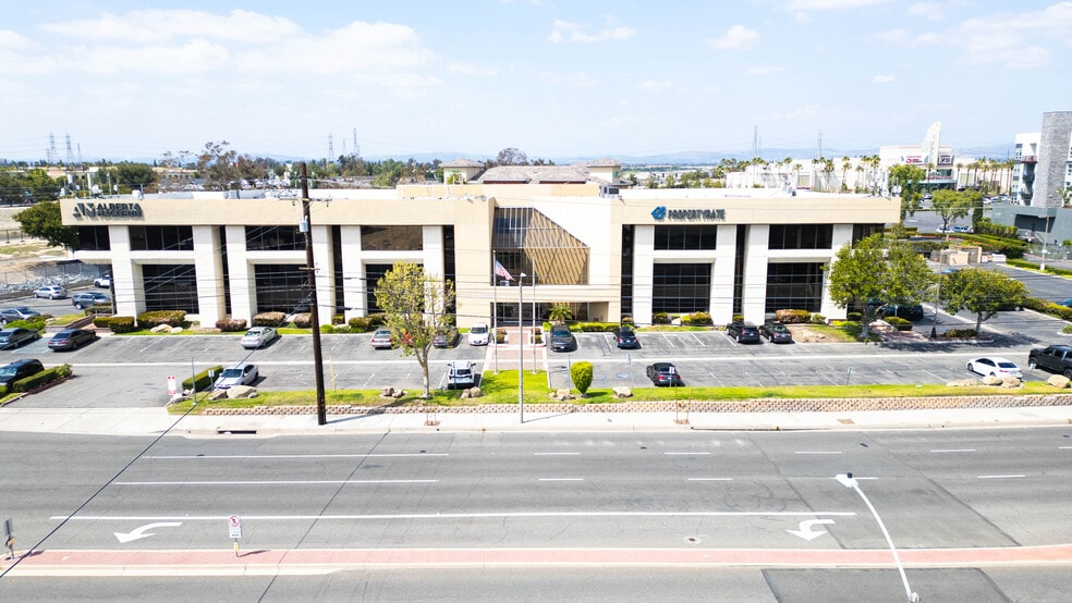 More Photos Of 1855 W Katella Ave, Orange Office Residential For Lease