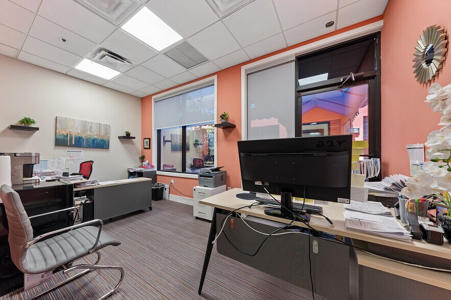More Photos Of 1590 S Congress Ave, West Palm Beach Medical For Sale