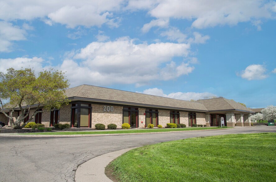 More Photos Of 250 Cross Keys Office Park, Fairport Unknown For Lease
