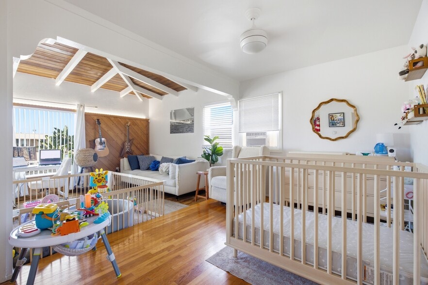 More Photos Of 4001 Riviera Dr, San Diego Apartments For Sale