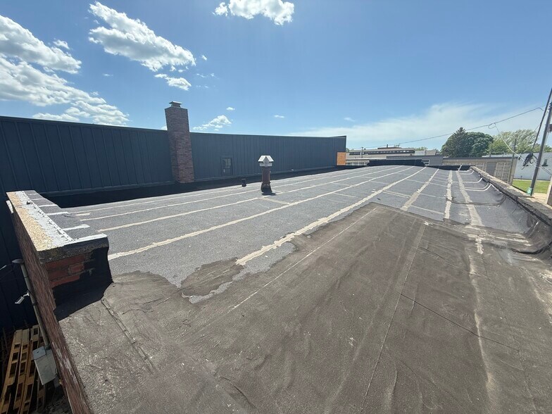 More Photos Of 311 Broadway St, South Haven Freestanding For Sale