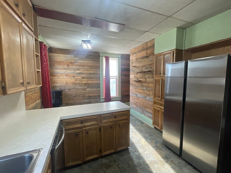More Photos Of 215 W Main St, Lometa Specialty For Sale