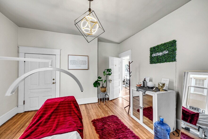 More Photos Of 126 S Spruce St, Winston-Salem Office Residential For Sale