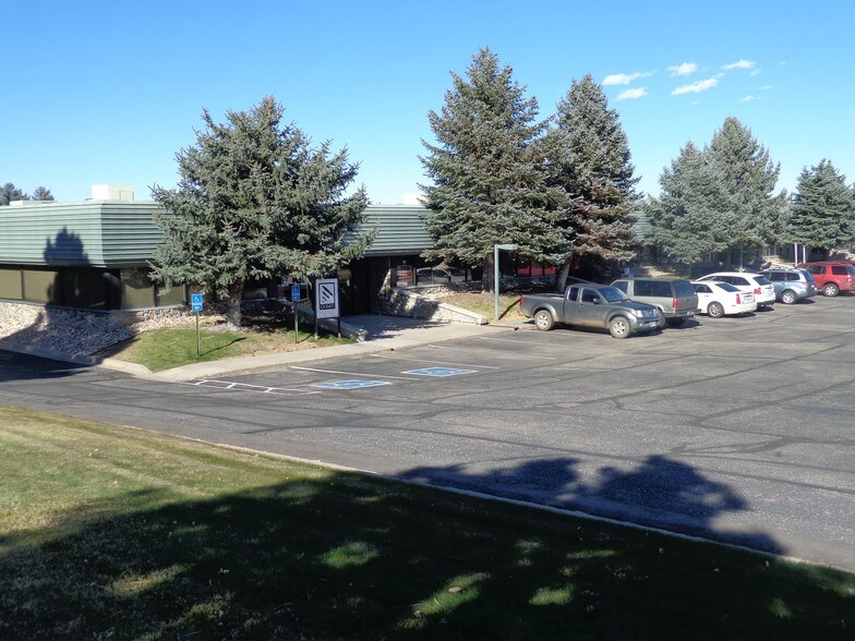 More Photos Of 680 Atchison Way, Castle Rock Flex For Lease